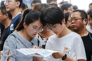 朱晓刚评谢晖：掉级主帅的工作要还说过得去，那是个人都能干